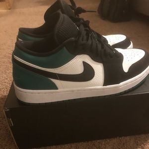 Air Jordan 1 low